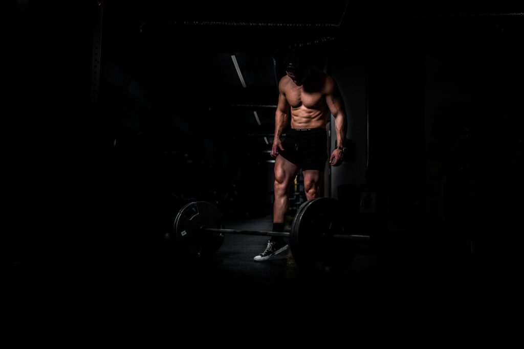 Musculação para lutadores: exercício de agachamento para atletas de combate